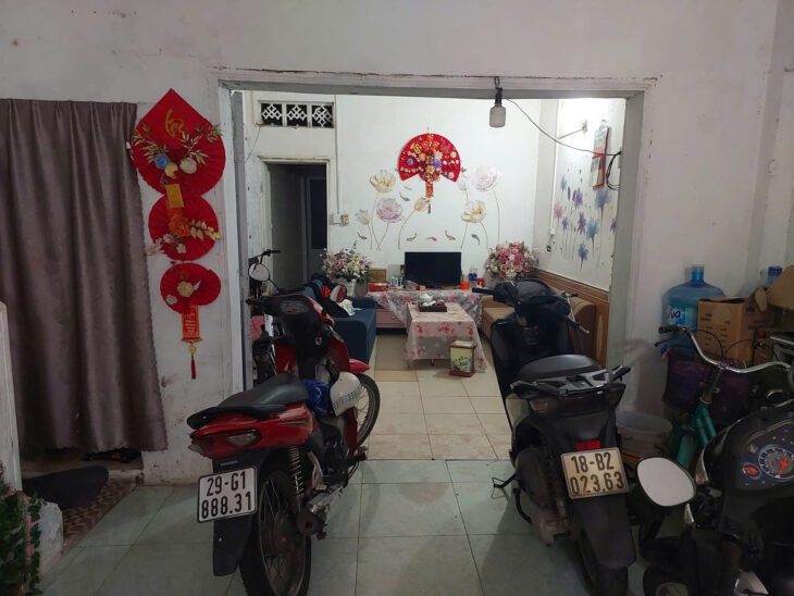 GIÁ ĐẦU TƯ-NGÕ Ô TÔ, Phố Hoàng Ngân 87m/MT 5m 17 tỷ, gần phố, ngõ thông, K.Doanh