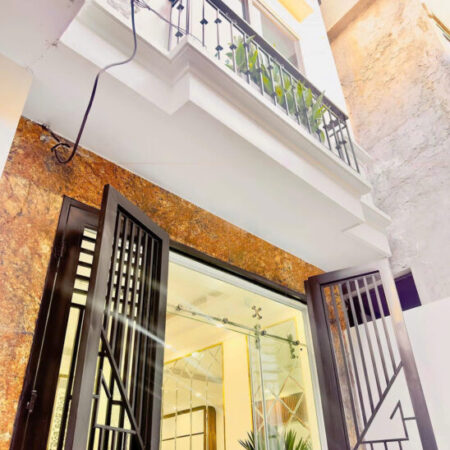 Bán Nhà Trung Tâm Quận Hoàng Mai – Diện Tích 35m2, Giá Chỉ Hơn 5 Tỷ!