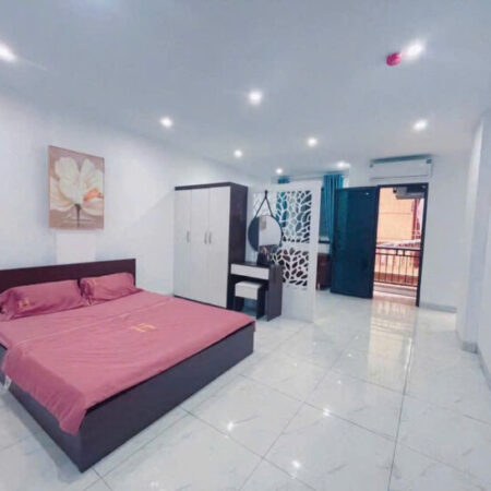 LÔ GÓC, 7 TẦNG THANG MÁY, NHÀ DÒNG TIỀN 80 TRIỆU /THÁNG- Đường Láng 95m,18,8 tỷ