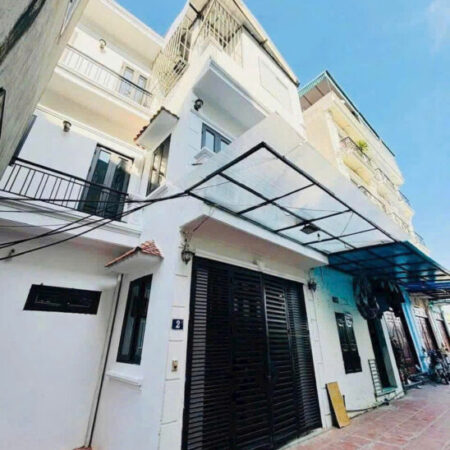 Hiếm – Bắc Cầu – nhà dân xây – ngõ nông – 33m2 – 3 tỷ25 – sổ đỏ chính chủ