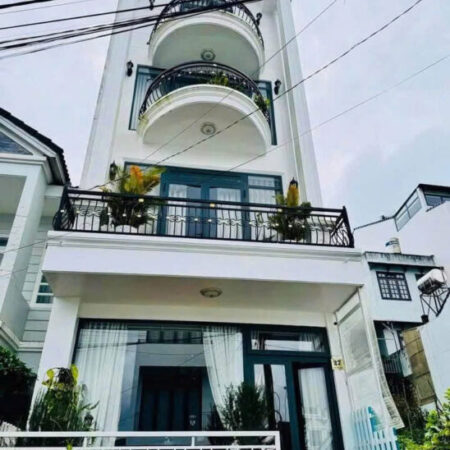 BÁN NHÀ 1 TRỆT 1 HẦM 3 LẦU PHƯỜNG 4 ĐÀ LẠT GIÁ CHỈ 13.5 TỶ