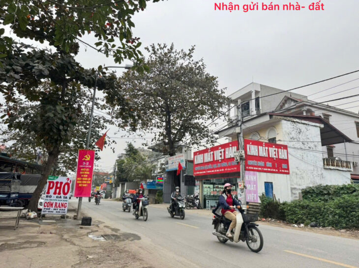 Bán đất tổ 11, TT Quang Minh, Mê Linh, HN. Đường thông, oto đỗ đất, cách đường Quang Minh 100m.