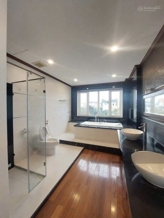 BÁN BIỆT THỰ VƯỜN ĐÀO 372M-5T-245TY-PHÚ THƯỢNG-TÂY HỒ