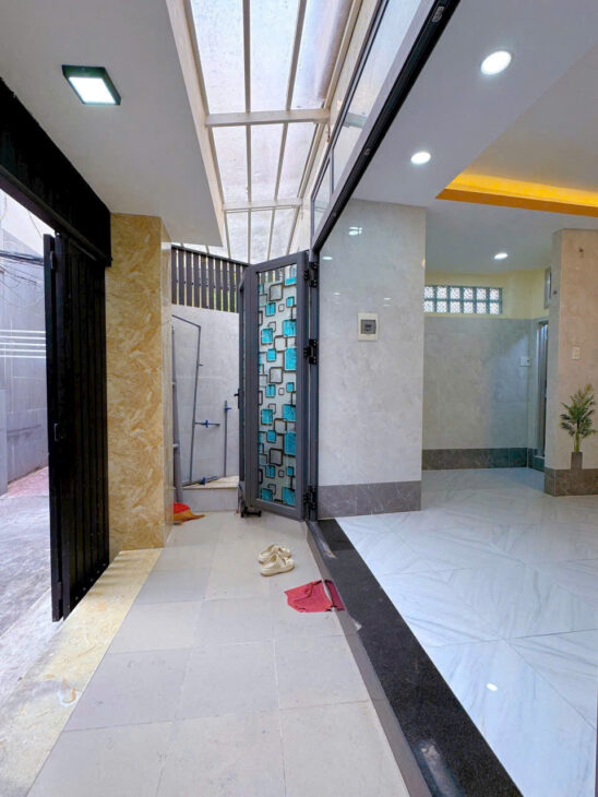 4.8 tỷ – bán nhà 5 tầng (39m2) ngay Hàng Xanh – 378/Xô Viết Nghệ Tĩnh