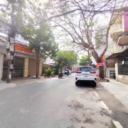 Bán nhà mặt đường Trực Cát – Lê Chân, 97m 3 tầng độc lập gốc dân, Giá 7.3 tỉ, vị trí đẹp