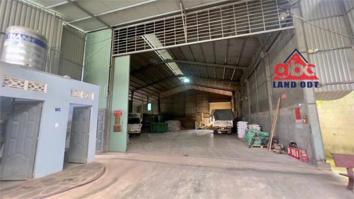 XT172 nhà xưởng cho thuê phù hợp kho lưu. kinh doanh thương mại. logistic