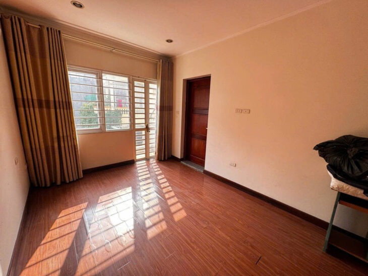 VIP Hào Nam đầu tư đỉnh 110mx5 tầng MT 7m, 50m ra ô tô, ngõ thông 12.8 tỷ.