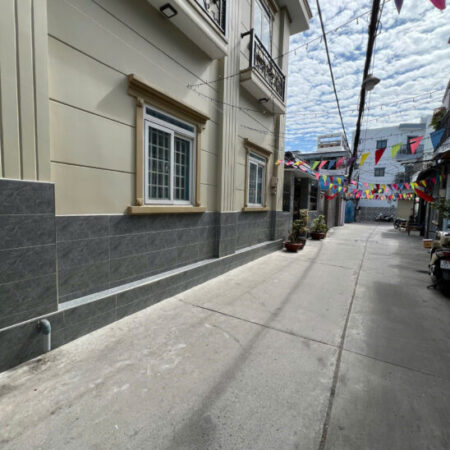 GẤP BÁN NHÀ TÂN THUẬN ĐÔNG QUẬN 7 , 3 TẦNG , 3 PHÒNG NGỦ , CHỈ 4,2 TỶ, NHÀ MỚI VÀO Ở NGAY