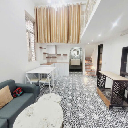 NHÀ PHỐ CỔ- TẦNG 2- LÔ GÓC- 3 NGỦ- RỘNG THOÁNG- Ở SƯỚNG Hàng Bông 70m, mt 5m, giá 5.6 Tỷ