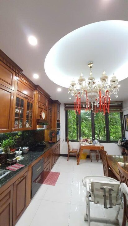 MẶT PHỐ TRẦN HÒA – 6 TẦNG THANG MÁY – VỈA HÈ KINH DOANH – OTO TRÁNH – GIÁ 21 TỶ