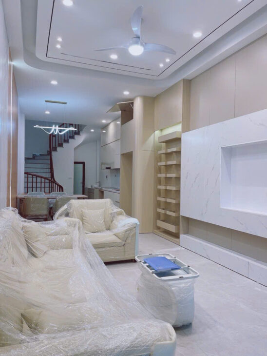 BÁN NHÀ BỒ ĐỀ – LÔ GÓC – 56M – 5 TẦNG MỚI CỨNG – FULL NỘI THẤT – GIÁ 8.98 TỶ