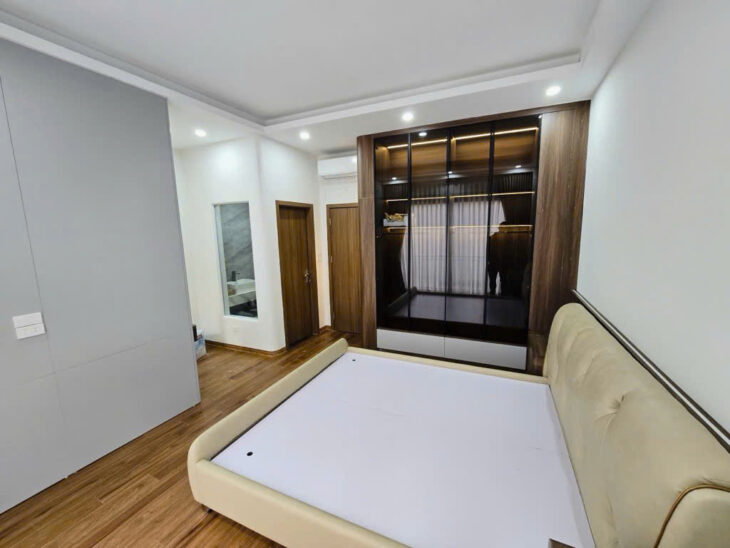 BÁN NHÀ BỒ ĐỀ – 40M – 6 TẦNG – THANG MÁY – FULL NỘI THẤT – CHỈ 9.5 TỶ