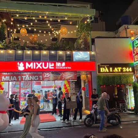 Cho thuê mặt bằng mặt tiền Bùi Viện P.Phạm Ngũ Lão Q.1 – Diện tích: 7 x 30 _giá 100 Triệu