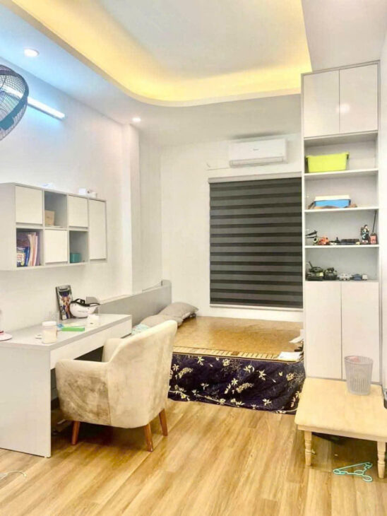 Đội Cấn – Ba Đình / 5 tầng 32m2 dân xây -6x tỷ