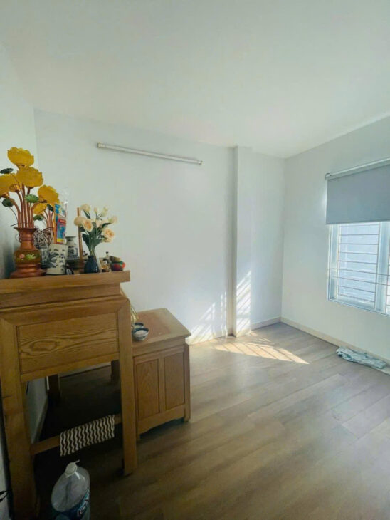 Đội Cấn – Ba Đình / 5 tầng 32m2 dân xây -6x tỷ