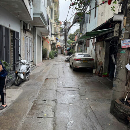 Cho thuê nhà riêng ngõ 97 Văn Cao, Ba Đình. DT 70m2*4.5 tầng ô tô đỗ cửa, mỗi tầng 2p-20tr/th Cho thuê nhà riêng ngõ 97 Văn Cao, Ba Đình. DT 70m2*4.5 tầng ô tô đỗ cửa, mỗi tầng 2p-20tr/th