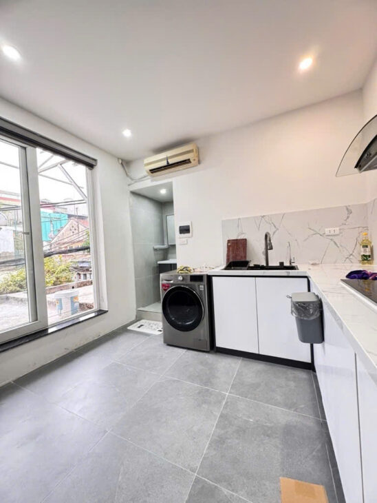 Bán nhà TT phố Trương Định, 10m ra phố, view đẹp,giá mềm