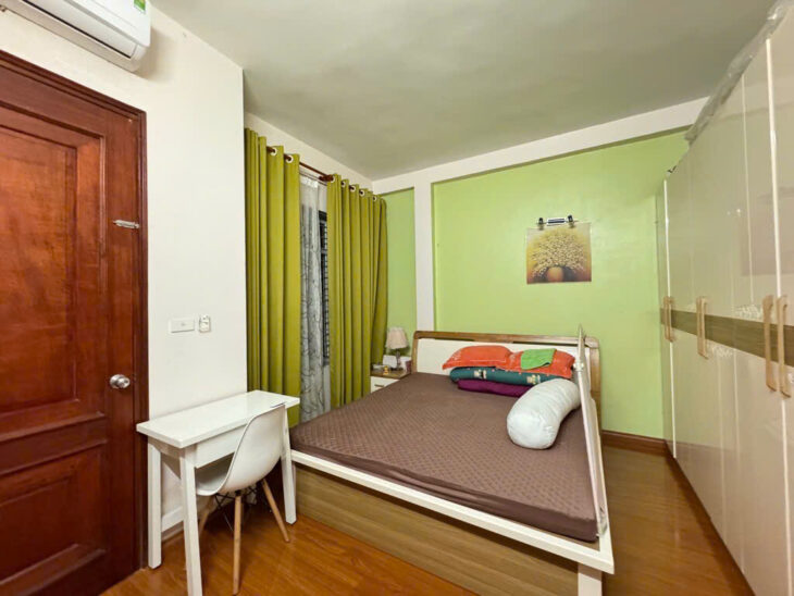 bán nhà Thanh Xuân 85m Hoàng Văn Thái, sân vườn rộng, nhà 3 thoáng nở hậu
