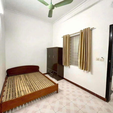 GIÁ TỐT – CHÍNH CHỦ CHO THUÊ NHÀ NGUYÊN CĂN TẠI 73 PHỐ HOÀNG NGÂN, PHƯỜNG NHÂN CHÍNH, QUẬN THANH