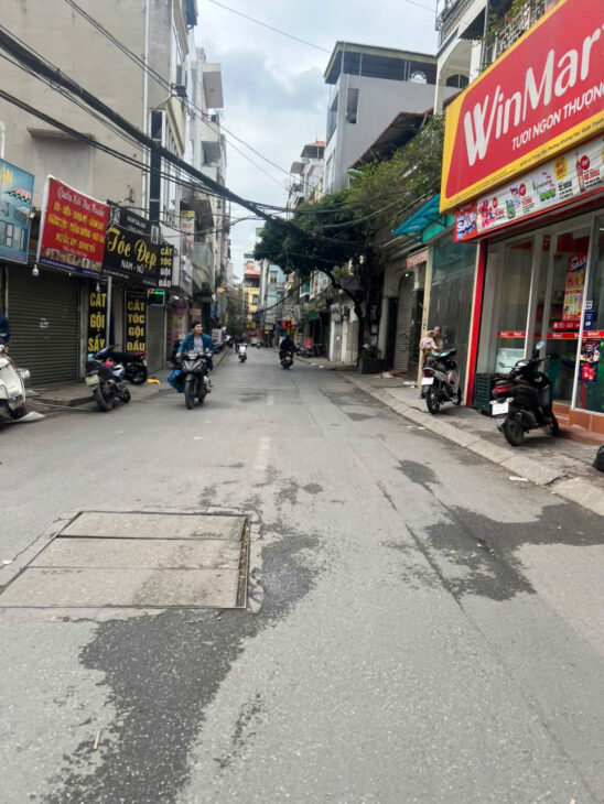 Nhà đẹp Nguyễn Viết Xuân ở ngay, lô góc, ô tô tránh vào nhà, 80m2.MTx5m, ngõ thông các ngả