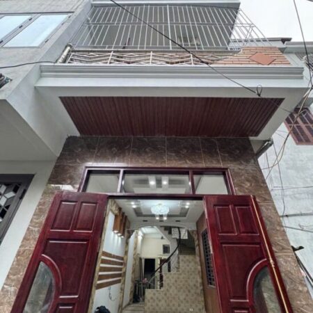 NhÀ DÂN XÂY CỰC ĐẸP – 4 NGỦ RỘNG – OTO ĐỖ CỬA – THƯỢNG THANH-LB