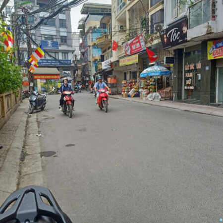 Bán nhà đẹp 6 tầng Bùi Xương Trạch, Ô tô vào nhà, Ngõ nông, Gần phố, Giá 6,8 tỷ