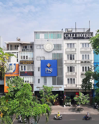 Cho thuê nhà 302-304 Phan Xích Long, Quận Phú Nhuận, Hồ Chí Minh.