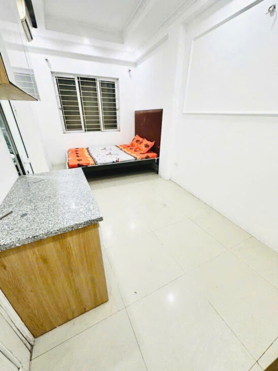 bán nhà Đống Đa 57m Đông Tác 13 phòng khép kín, ô tô đỗ, thông, đủ PCCC