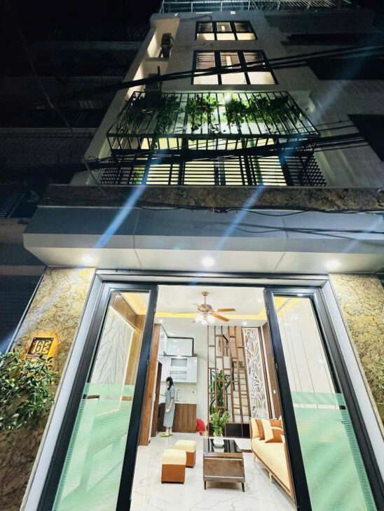 NHÀ ĐẸP TRƯƠNG ĐỊNH – 5 TẦNG MỚI ĐẸP, MẶT TIỀN KINH DOANH, NGÕ THÔNG, 40M OTO – GIÁ 7.8 TỶ