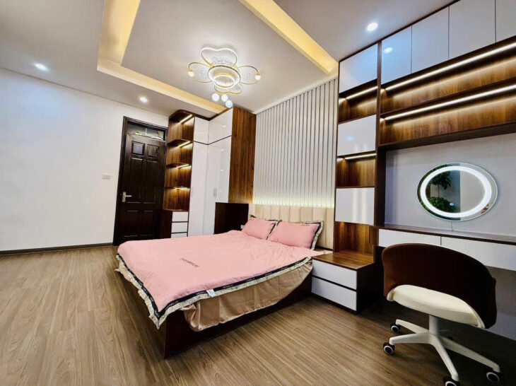 NHÀ ĐẸP TRƯƠNG ĐỊNH – 5 TẦNG MỚI ĐẸP, MẶT TIỀN KINH DOANH, NGÕ THÔNG, 40M OTO – GIÁ 7.8 TỶ