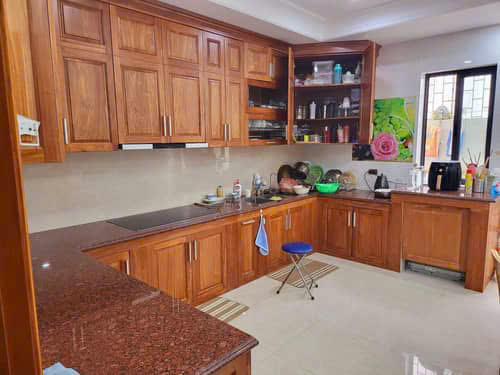 Bán nhà mặt phố Đặng Văn Ngữ – Kinh doanh sầm uất – 3 Phút đi bộ ra Hồ Đắc Di – Khu VIP dân trí