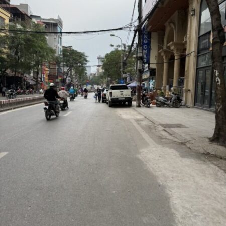 BÁN ĐẤT LẠC LONG QUÂN-TÂY HỒ-751M-245TY. LH: 0982769586