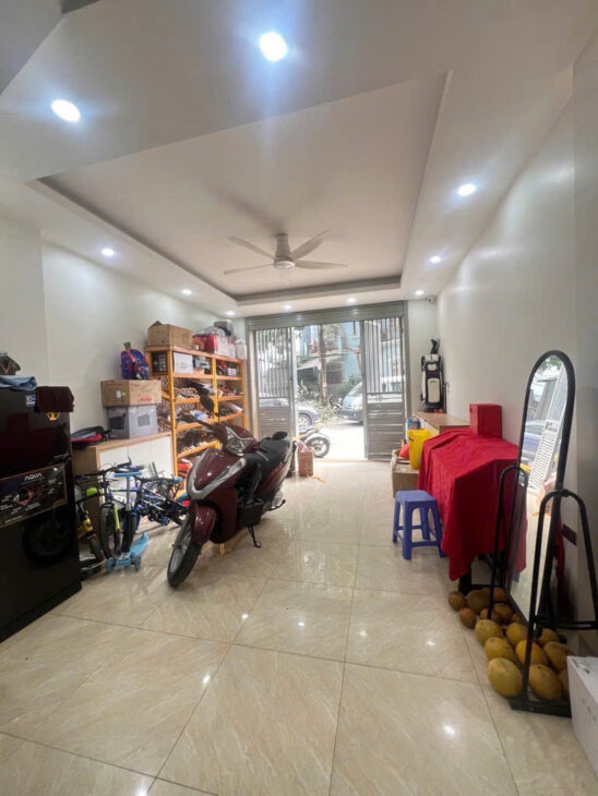 Phân lô Ô tô tránh kinh doanh phố Thái Hà – Mặt tiền rộng Gara Ô tô – thẳng tắp 30m ra phố