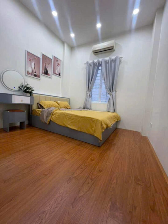 bán sớm nhà PHỐ 8/3, 50m, MT 4.2m, 5 tầng, 11.1 tỷ, NGÕ Ô TÔ TRÁNH, KINH DOANH SẦM UẤT