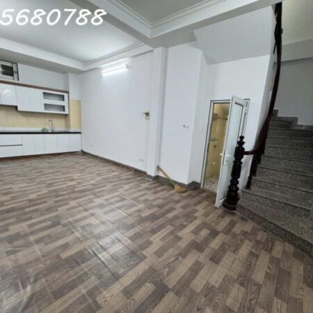 Bán nhà 4 tầng, 30m², 3PN, 3WC, An Dương Vương, Nhật Tân, 4.5 tỷ