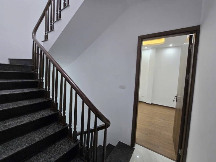 CHÍNH CHỦ BÁN GẤP NHÀ 51/69M2, 4T, MT5.8M, NAM TỪ LIÊM.