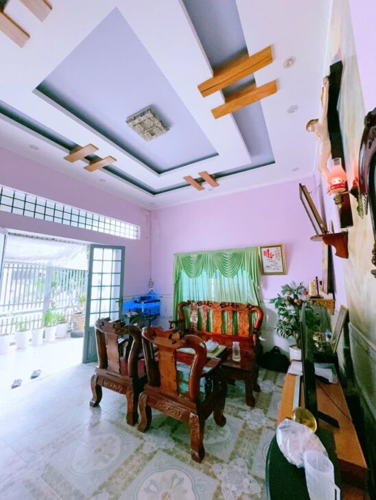 NP455 BÁN NHÀ 1 LẦU 1 TRỆT P.HỐ NAI GÓC 2 MẶT TIỀN 102M2 GIÁ 3 TỶ 3