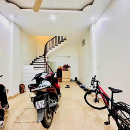 Bán nhà Bùi Xương Trạch ô tô tránh, 5 tầng lô góc, ngõ thông kinh doanh