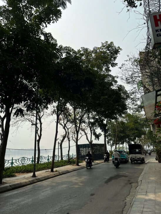 Nhật Chiêu Lạc Long Quân – xây Apartment – 116m MT 5.5m vuông đẹp chỉ 20 tỷ