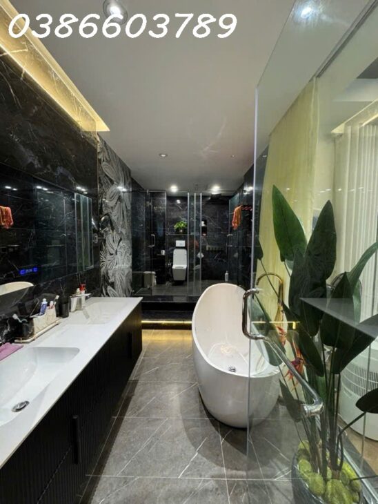 VIP NGỌC LÂM- NHÀ ĐẸP, FULL NỘI THẤT TIỀN TỶ- DÂN XÂY CHẮC CHẮN – THANG MÁY-GARA