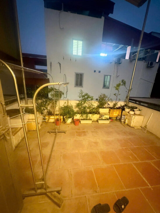 ĐỐNG ĐA KHÂM THIÊN 34M 5 TÀNG 6 PHÒNG NGỦ VỊ TRÍ ĐẮC ĐỊA Ớ SƯỚNG GẦN TRƯỜNG CHỢ chỉ Nhỉnh 7 tỷ