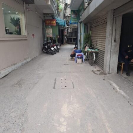 BÁN NHÀ DÂN XÂY -PHỐ HÀO NAM, GẦN Ô TÔ, 3TẦNG x 52M2, GIÁ CHỈ 12 TỶ 500 TRIỆU