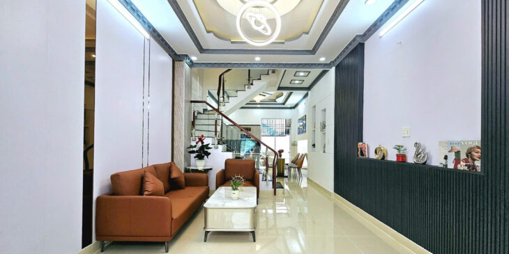 Nhà phố Huỳnh Tấn Phát, 4 tầng, 4x20m, nội thât mới, 5.4 tỷ