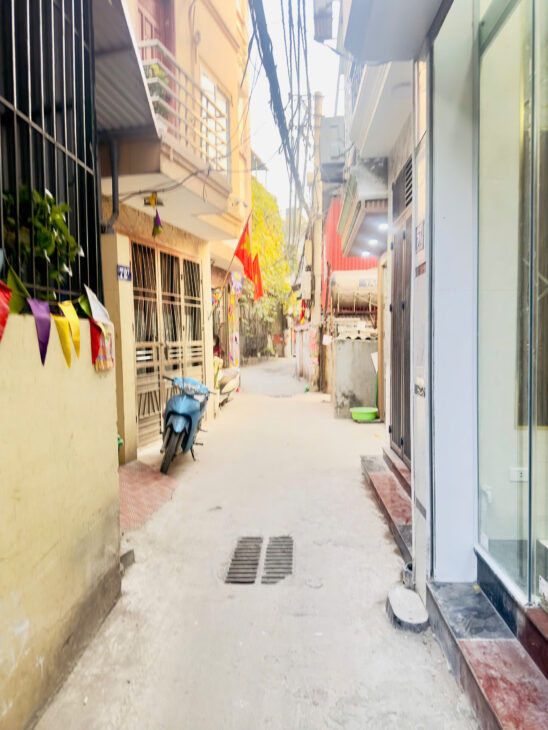 Bán Nhà 5 Tầng Phố Nam Dư gần ô tô – Giá Chỉ Hơn 5 Tỷ. Sổ đỏ chính chủ trao tay.