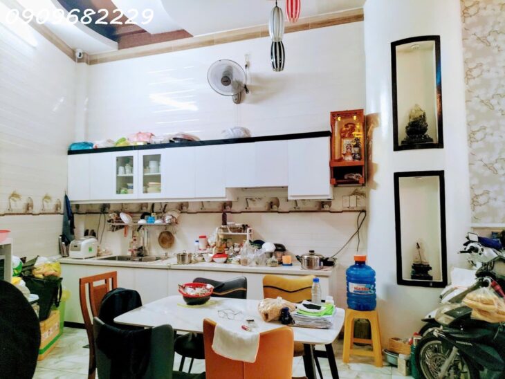 RẤT GẤP, Ngang Lớn 6m, HXH7 chổ, Phạm Văn Chiêu Gò Vấp giá tốt 5.65Tỷ.