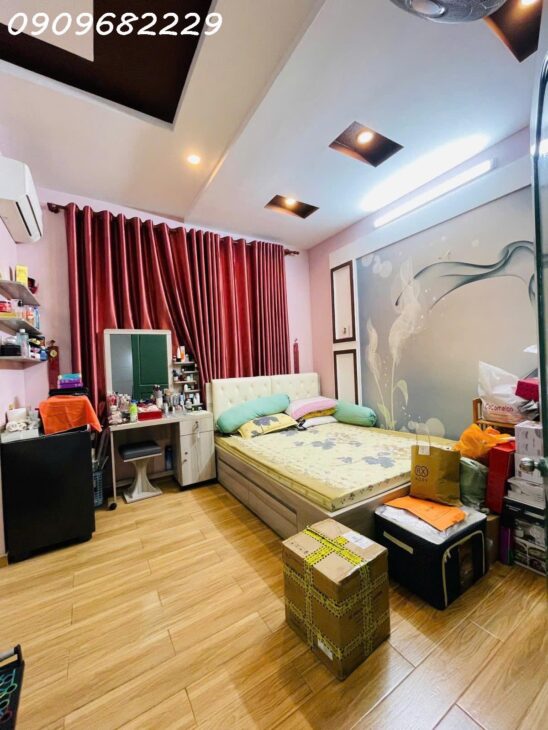 RẤT GẤP, Ngang Lớn 6m, HXH7 chổ, Phạm Văn Chiêu Gò Vấp giá tốt 5.65Tỷ.