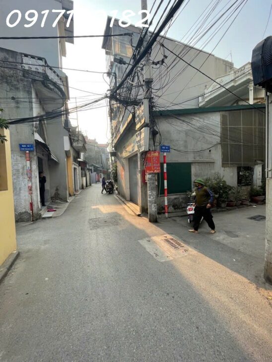 NHÀ XÂY MỚI ĐẸP – Ô TÔ ĐỖ CỔNG – AN SINH ĐỈNH CAO – BÃI XE Ô TÔ NGAY ĐẦU NGÕ