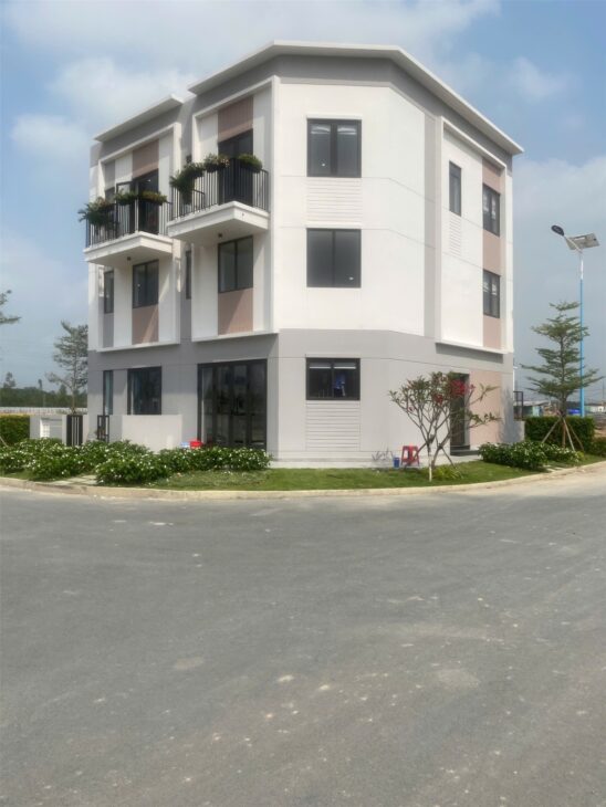 Nhà Phố 3PN Gần ĐH Việt Đức – Full Nội Thất, Chỉ 2.4 Tỷ