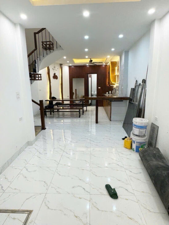 bán nhà Thanh Xuân 50m Khương Trung, gần phố, đi lại thuận tiện