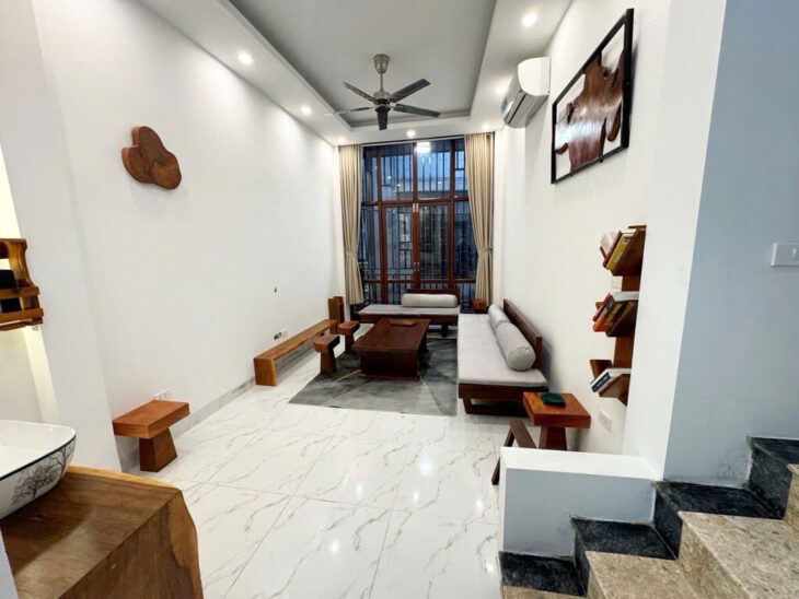bán nhà Thanh Xuân 50m Khương Trung, gần phố, đi lại thuận tiện